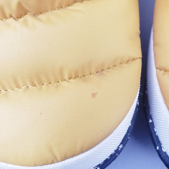 The North Face Women Nuptse mule 550 down feather Yellow Size 7 - Picture 12 of 12